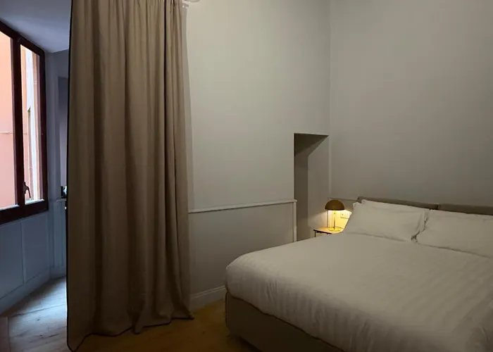 Spiriti 3, New Opening Piazza Di Pietra Apartment