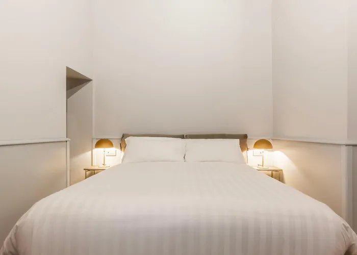 Spiriti 3, New Opening Piazza Di Pietra * Rome