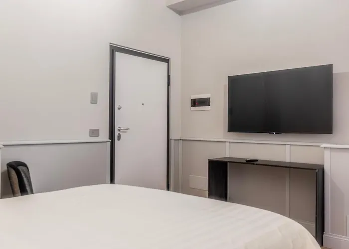 Spiriti 3, New Opening Piazza Di Pietra Apartment *